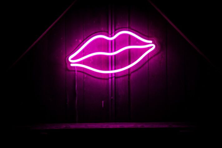 Pink Lips LED Neon Sign for Bold Decor