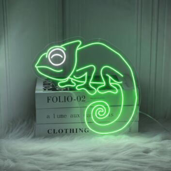 Transform Your Space: Chameleon Led Sign for Vibrant Home Decor, Playful Kid's Rooms, and Unforgettable Party Ambiance.