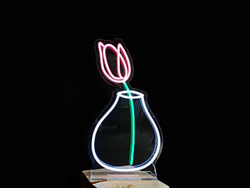 Tulip Neon Sign