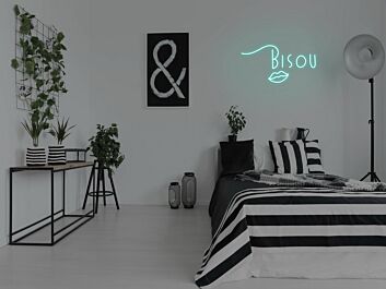 Bisou Neon Sign
