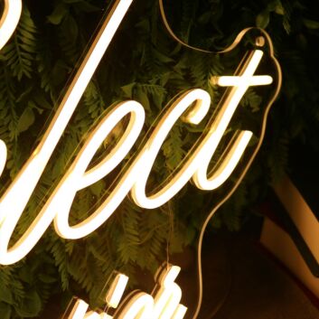 Le Pelect Pentien Neon Sign