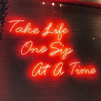 Rosé All Day: Let Your Nights Shine Bright with this Neon Sign!