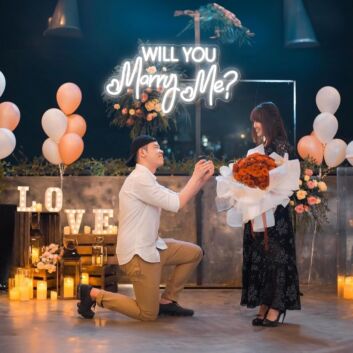 Will You Marry Me Neon Sign Proposal