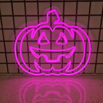 Pumpkin head2&#39; neon sign