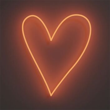 Brighten Up Your Spaces: Cute Heart LED Neon Sign for Home Decor, Trendy Office Ambience, Chic Store Fronts, Romantic Wedding Settings &amp; Vibrant Parties.