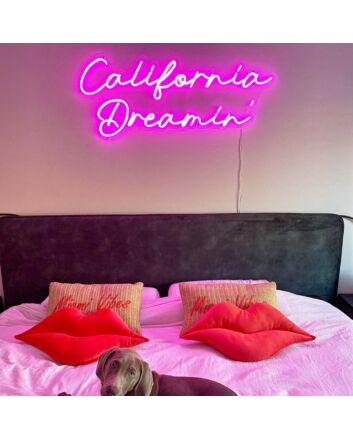 California Dreamin Neon Sign for Relaxing and Beach-Themed Decor