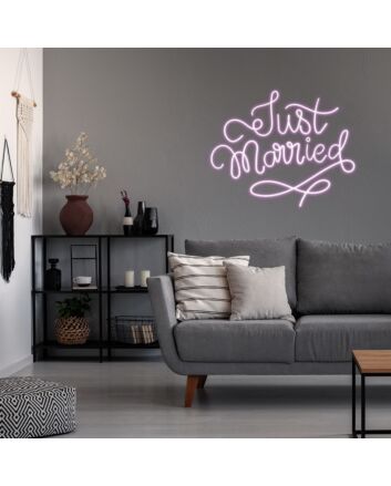 Just Married Neon Sign Celebrate your wedding with this beautiful sign