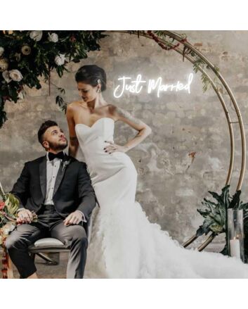 Just Married Neon Sign Wedding Celebration