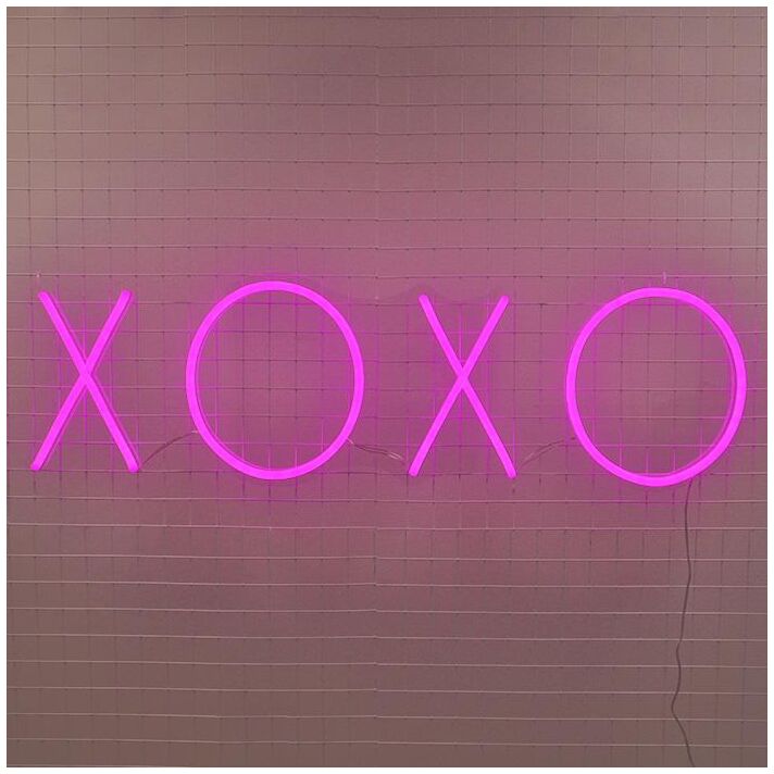 Xoxo Neon Sign adds romance to love-themed spaces