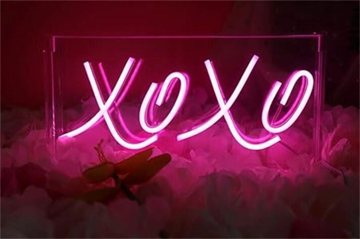 Brighten Up Your Wedding, Bar, and Home Atmosphere with Xoxo Lightbox LED Neon Sign.
