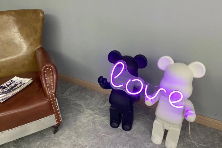 'Love2' Neon Sign