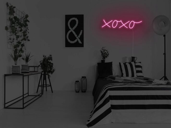 Xoxo Neon Sign