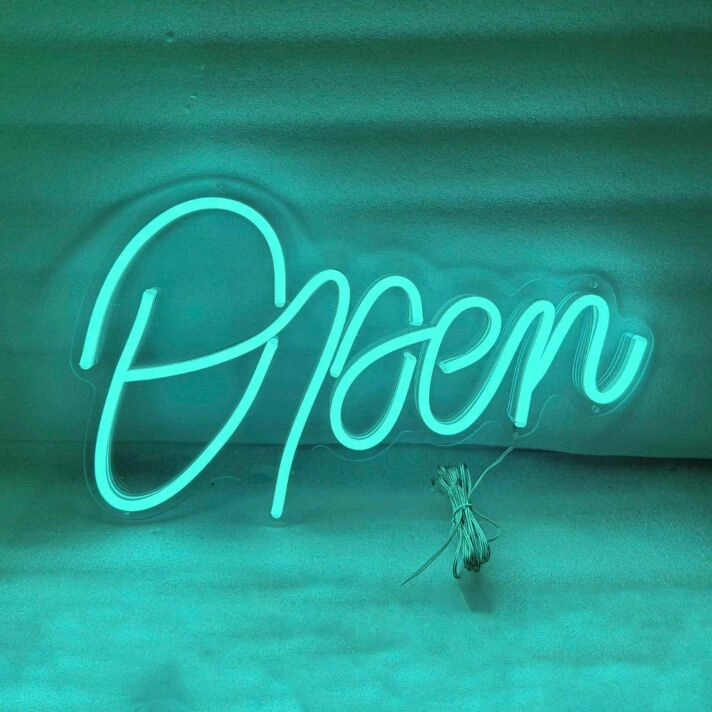 OPEN 2' neon sign