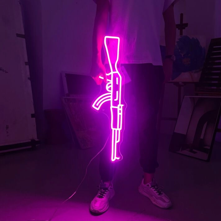 'GUN' neon sign