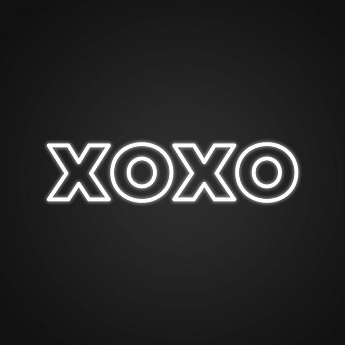 Xoxo Customizables Neon Sign Spread love and positivity