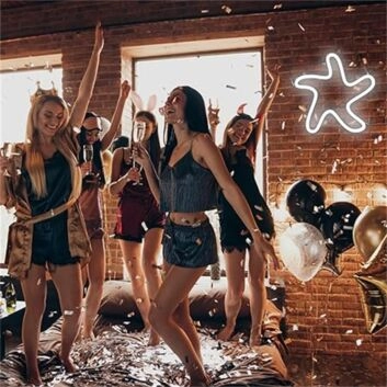 Brighten Up Your Space: Perfect for Home Decor, Parties, and Beach-Themed Events with Starfish LED Neon Sign.