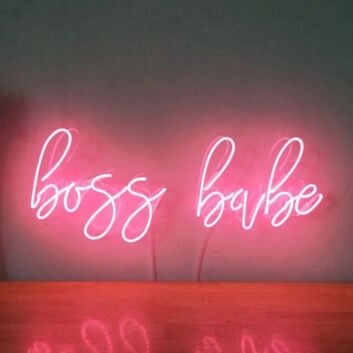 Boss Babe&#39; Neon Sign