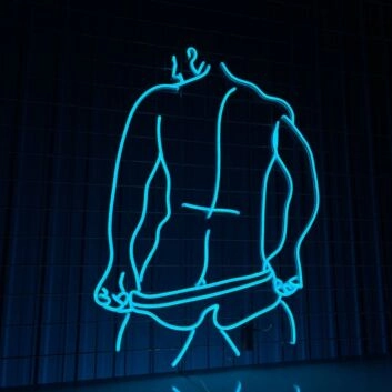 Brighten Up Your Bar or Bachelor&#039;s Party with the Bikini Man Naked Led Neon Sign – The Ultimate Manr Bar Hanging Decor!