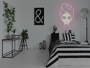 Spa Lady Neon Sign