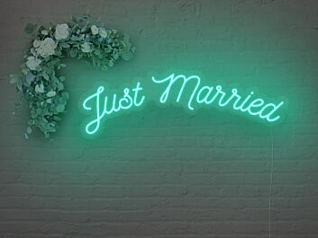 Just Married Arch Neon Sign