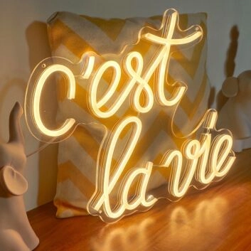Cest La Vie Neon Sign