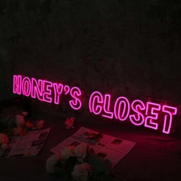 Honey&#039;s Closet Pink Neon Sign