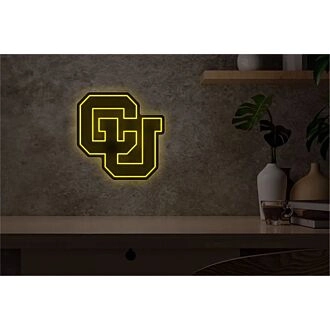 Beleuchten Sie Ihr Wohnheim, Spielzimmer oder Alumni-Treffen mit dem University Of Colorado At Boulder LED-Neonschild.