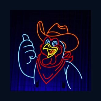 Bringen Sie Ihre Bar, Ihren Club oder Ihre Party im Western-Stil mit einem Chicken Cowboy Hat LED-Schild Tierliebhaber Neonschild zum Strahlen.