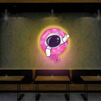 Astro-Donut UV-Licht erleuchtet kosmische Köstlichkeiten.