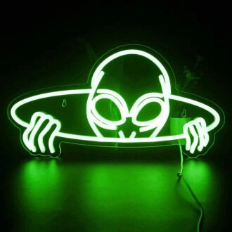 Außerirdischer im UFO Neonzeichen