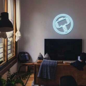 Hammer-Neonschild für Werkstätten