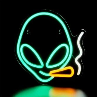 Verwandle Deinen Raum: Alien-Rauchen LED-Neonschild Perfekt für Bars, Partys und Trendige Wohnkultur.