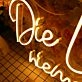 Die Liebe Hort Niemals Auf Neon Sign