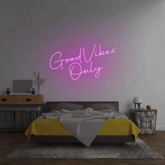 Good Vibes Only' Neon Sign