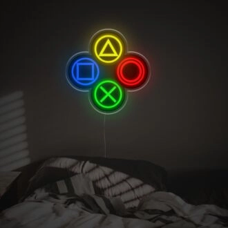 Bringen Sie mit dem lebhaften LED-Neon-Acrylkunstwerk „Gamepad Buttons Signs“ Schwung in Ihr Spielzimmer, Ihre Bar oder das Schlafzimmer Ihres Teenagers.