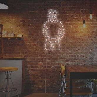 Verschönern Sie Ihr Schlafzimmer oder verleihen Sie Ihrer Bar einen verspielten Touch mit dem Sexy Boy With Halo LED-Neonschild.