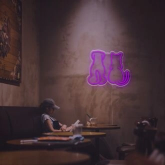 LED-Neonschild mit Rückenansicht von Katze und Hund