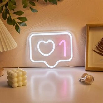 Verleihen Sie Hochzeiten, Bars und romantischen Dinnerabenden mit dem One Heart LED-Neonschild einen warmen Glanz.
