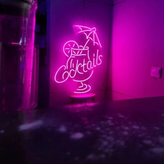 Customize 'Cocktail' neon sign