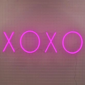 Xoxo Neon Sign adds romance to love-themed spaces